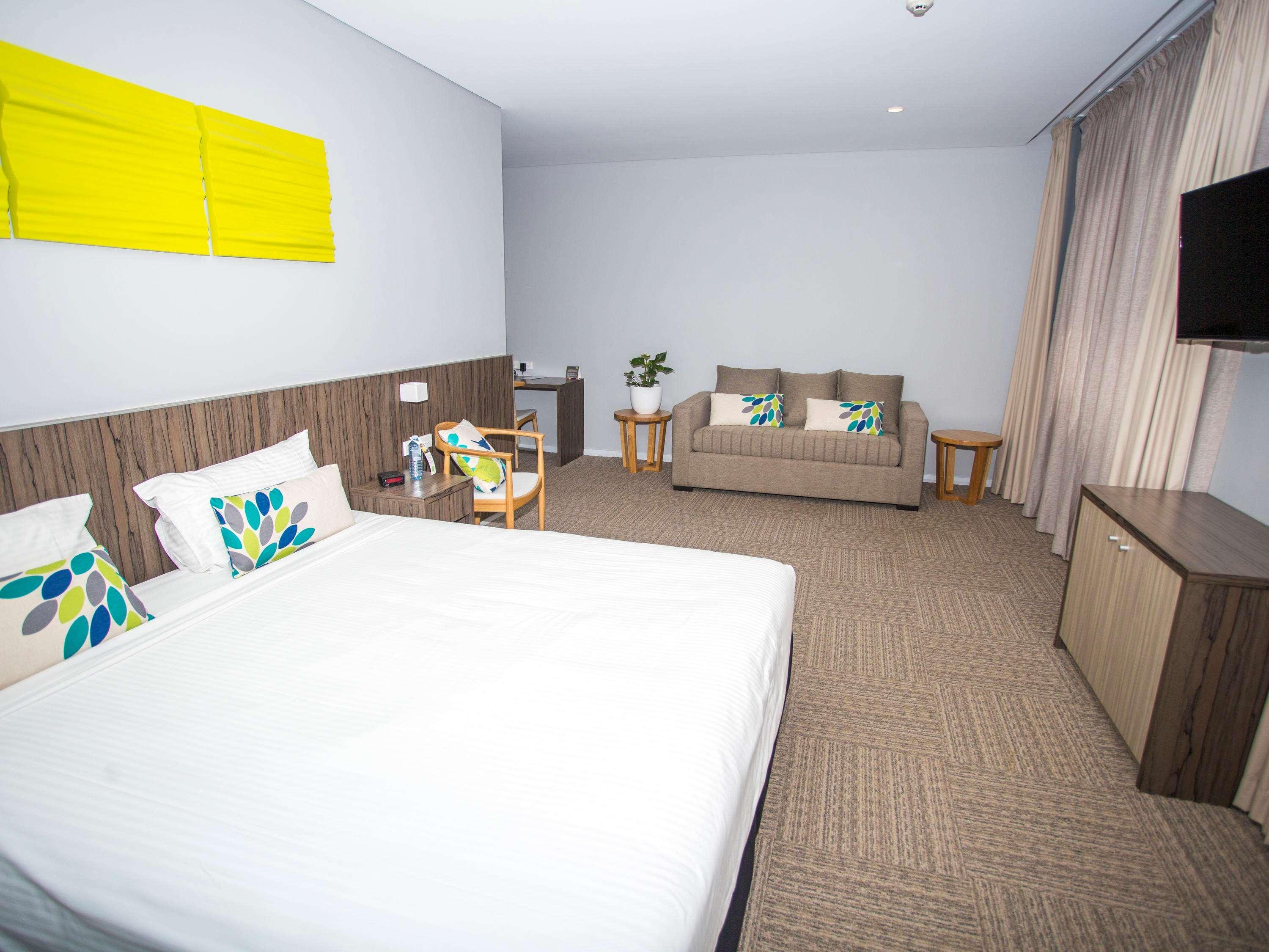 Ibis Styles The Entrance Hotel Bagian luar foto
